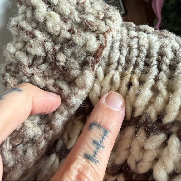 Handmade Vintage Siwash Cowichan Knit Wool Sweater - Picture 7 of 10